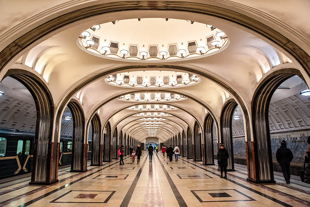 俄羅斯莫斯科地鐵站 Moscow metro Mayakovskaya 世界最美地鐵站